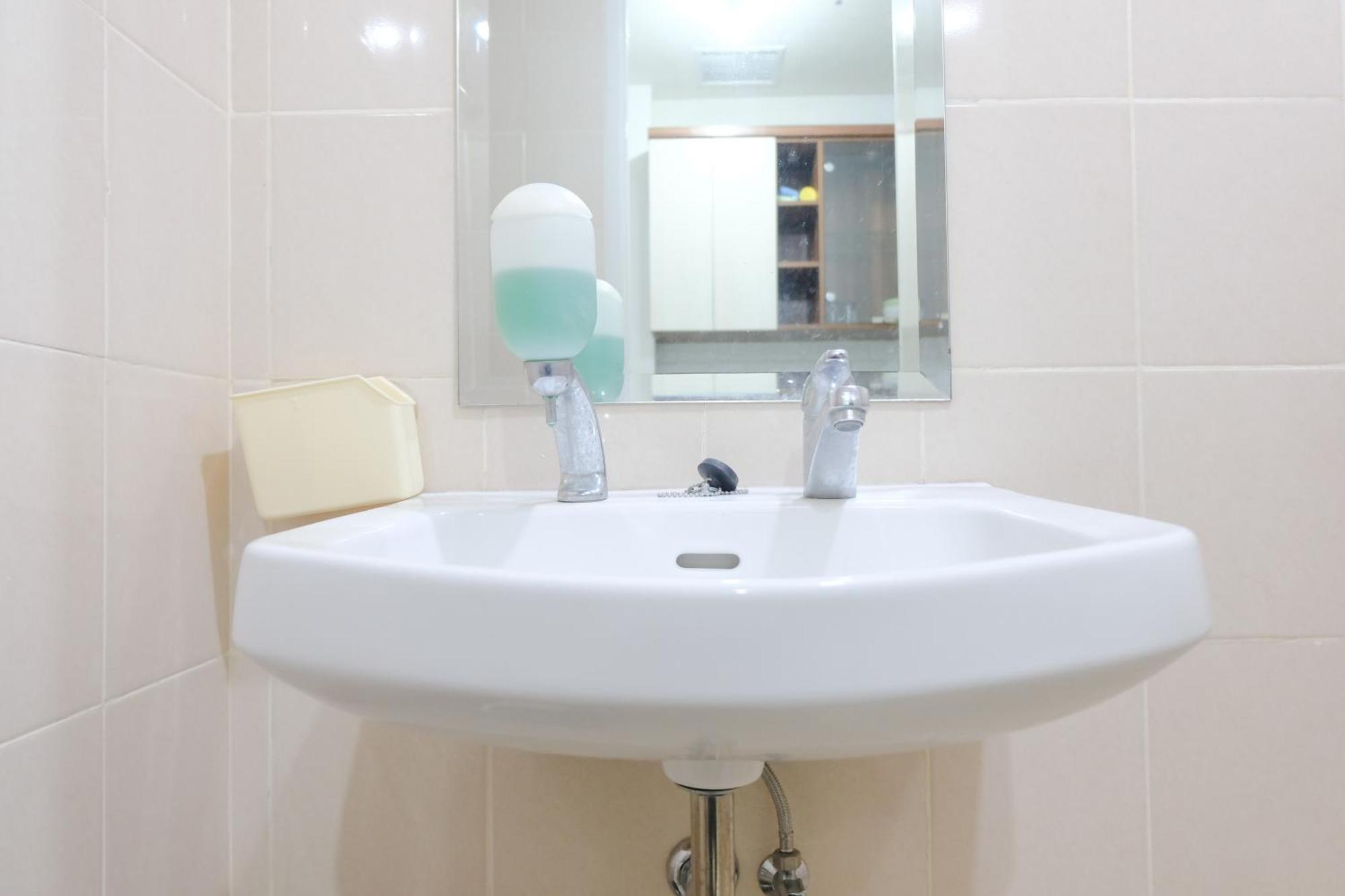 Modern Classic At Parahyangan By Travelio Apartemen Bandung
