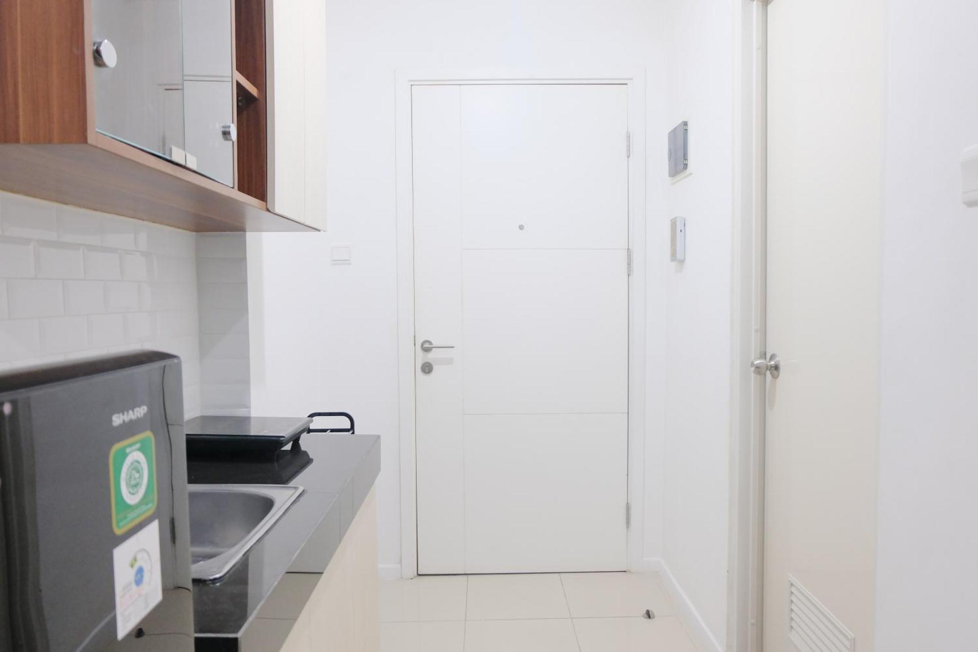 Modern Classic At Parahyangan By Travelio Apartemen *